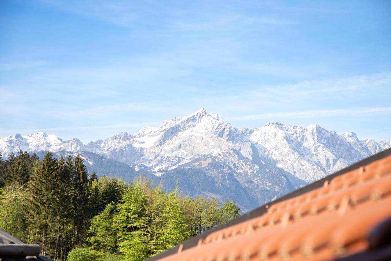 Villa Am Josefibrunnen Farchant Exterior foto