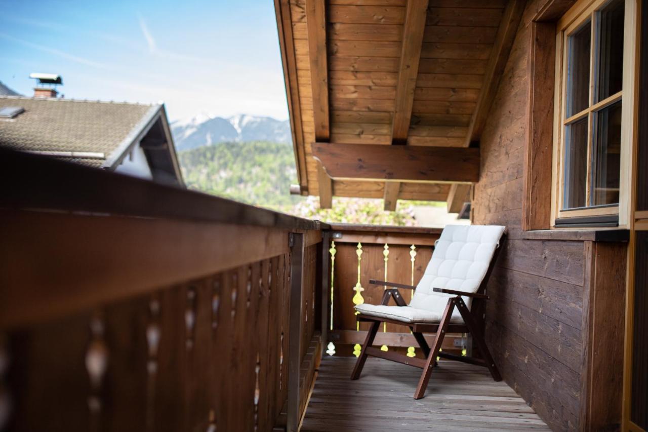 Villa Am Josefibrunnen Farchant Exterior foto